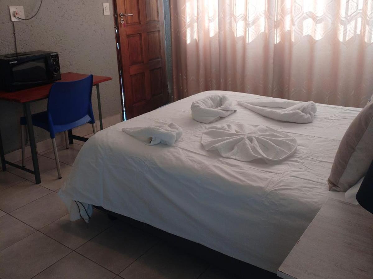 Elegant Guest House Malelane Malalane Zimmer foto